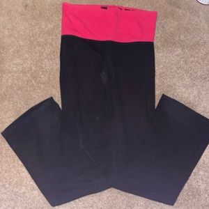 Victoria’s Secret PINK yoga leggings, size Medium